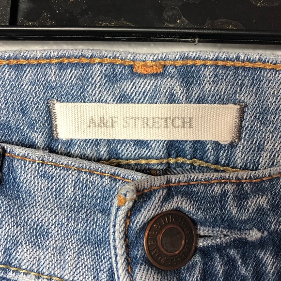 SOLD Abercrombie & Fitch jeans size 28 x 30 - Picture 4 of 7